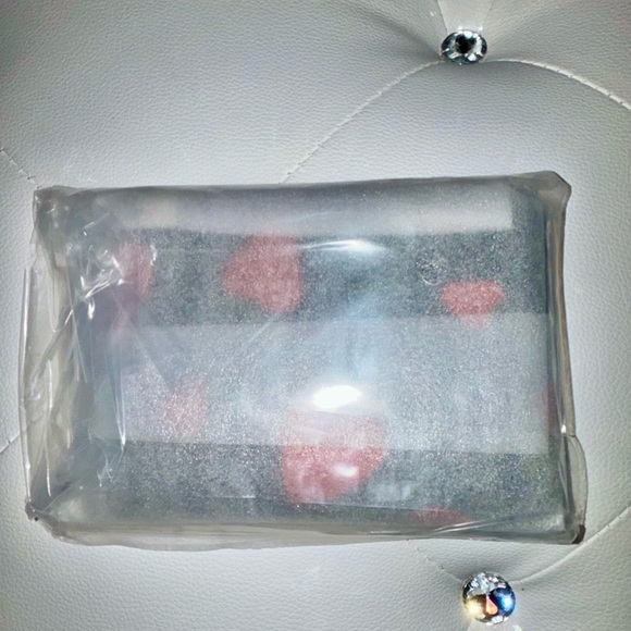 NEW Coach Coated Canvas Leather Black Strawberry Print Corner Zip Wristlet - Picture 13 of 16